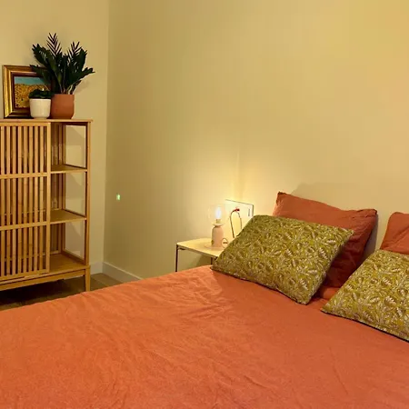 Parkside Retreats At 1880 House Apartment