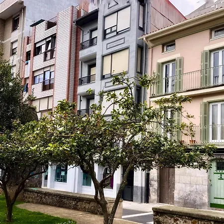 Parkside Retreats At 1880 House Bermeo