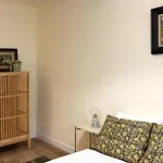 Parkside Retreats At 1880 House * Bermeo