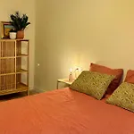 Parkside Retreats At 1880 House Apartment
