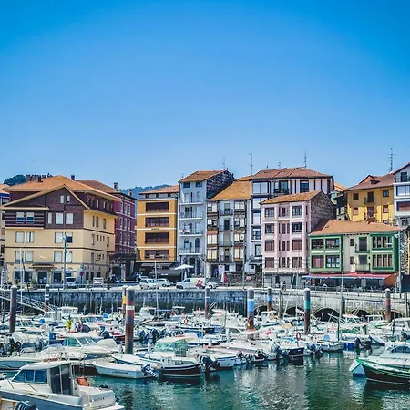 Parkside Retreats At 1880 House * Bermeo