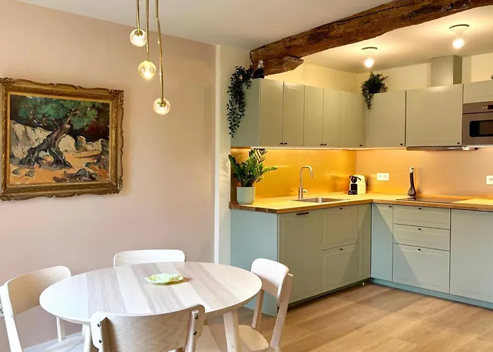 Apartment Parkside Retreats At 1880 House Bermeo