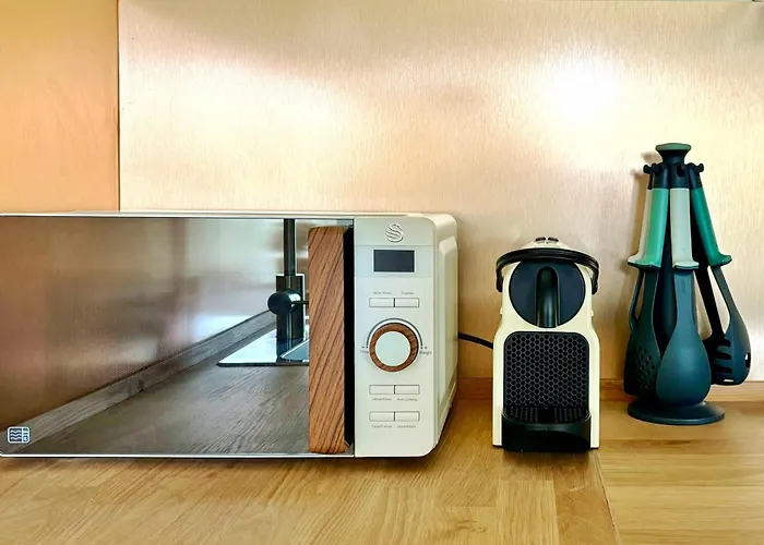 Parkside Retreats At 1880 House Apartment *